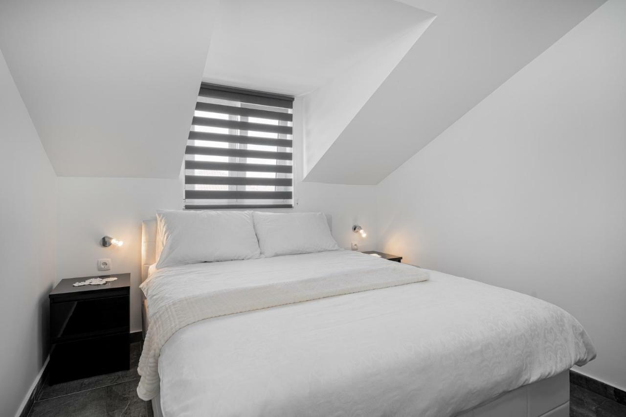 Apartments Lipic Vodice Exterior foto